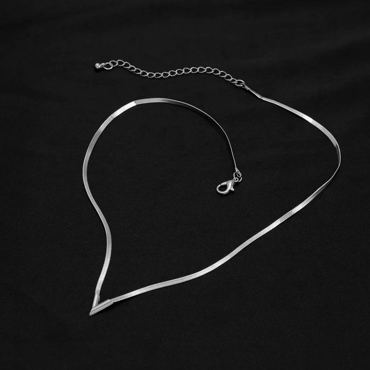 Voss Herringbone Necklace