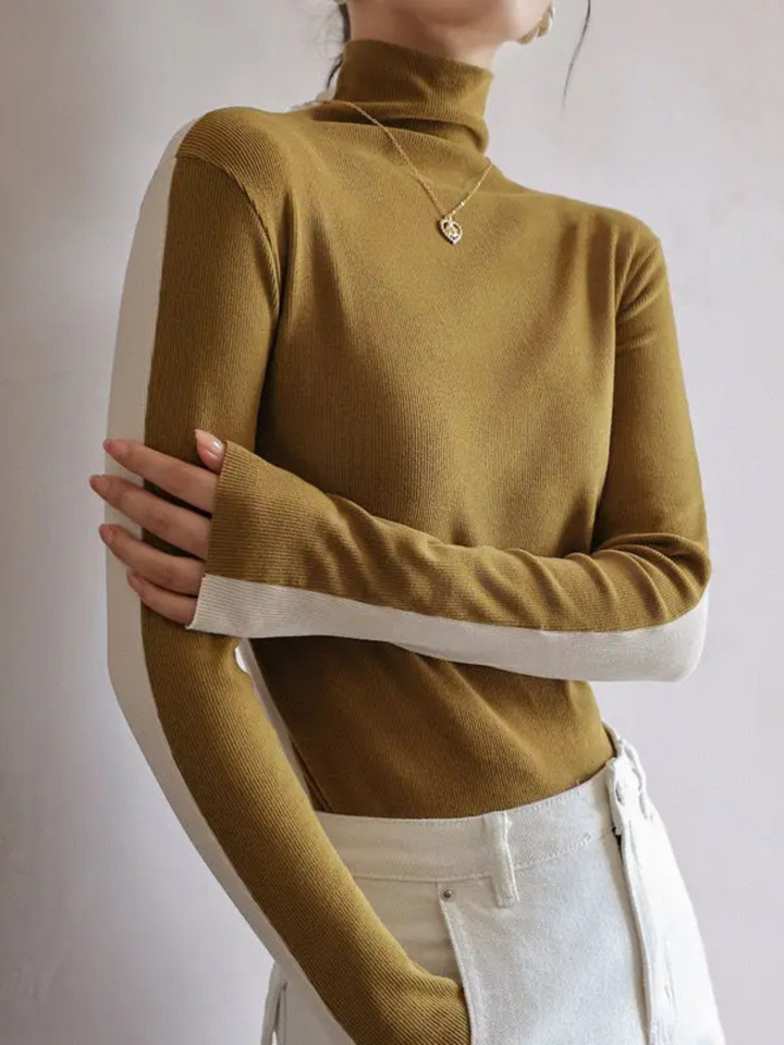 Eclipse Contrast Knit Turtleneck