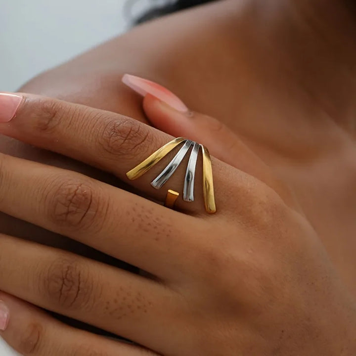 Rise Fan Arc Ring