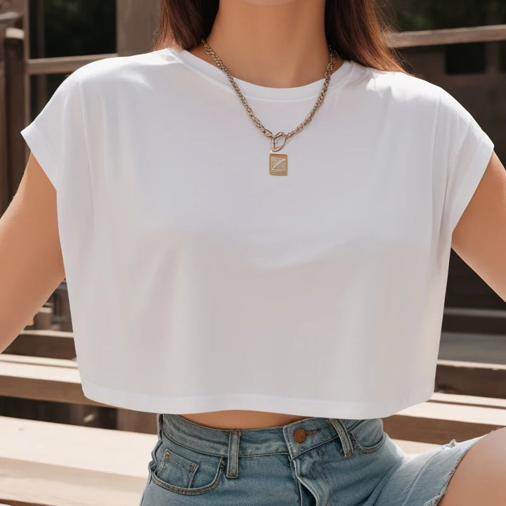 Essential Boxy Crop Tee