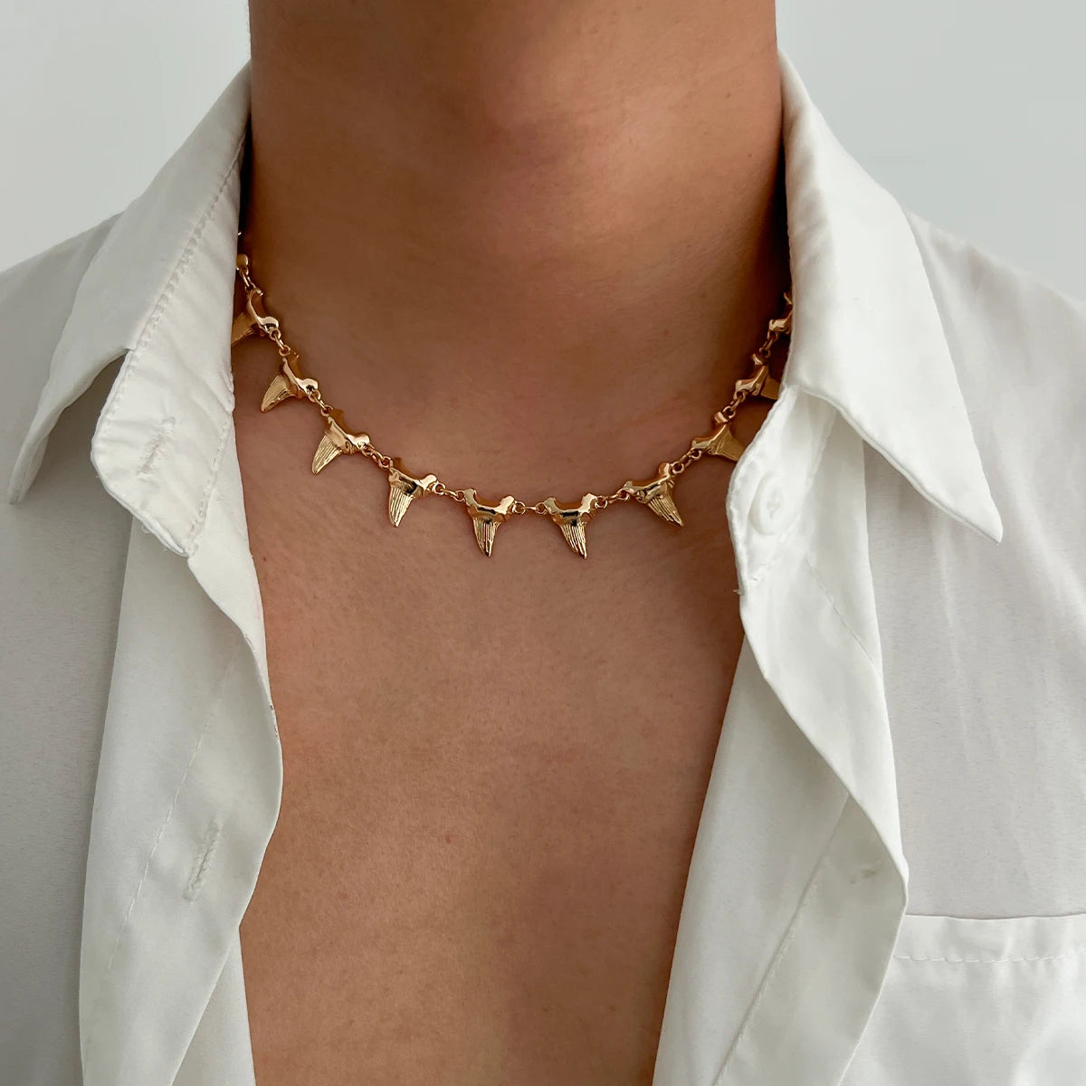 Harbor & Thorne Abyss Fang Necklace