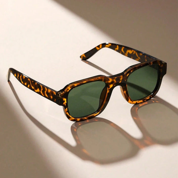 Parallax Square Shades