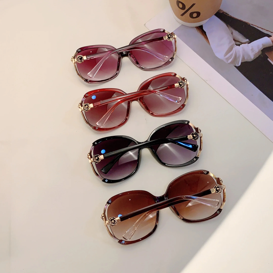 La Fleur Oversized Sunglasses