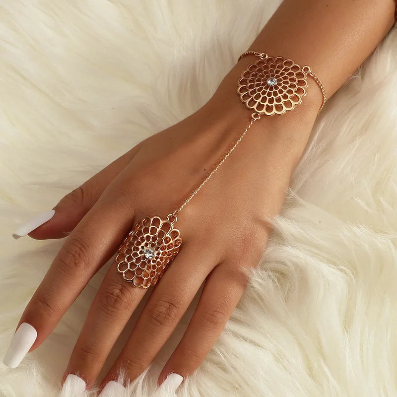 Medallion Filigree Hand Chain