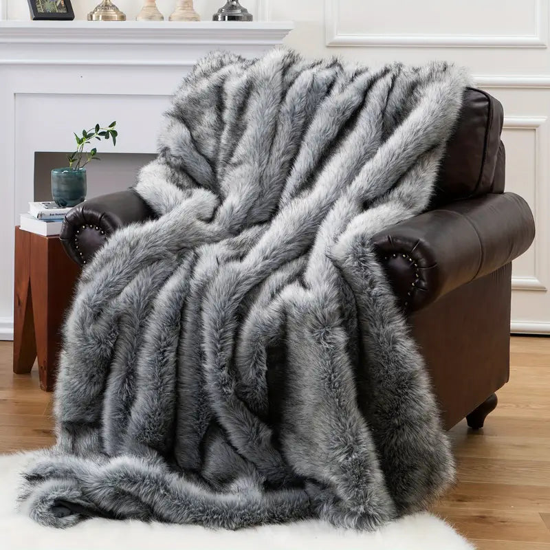 Château Faux Fur Throw Blanket