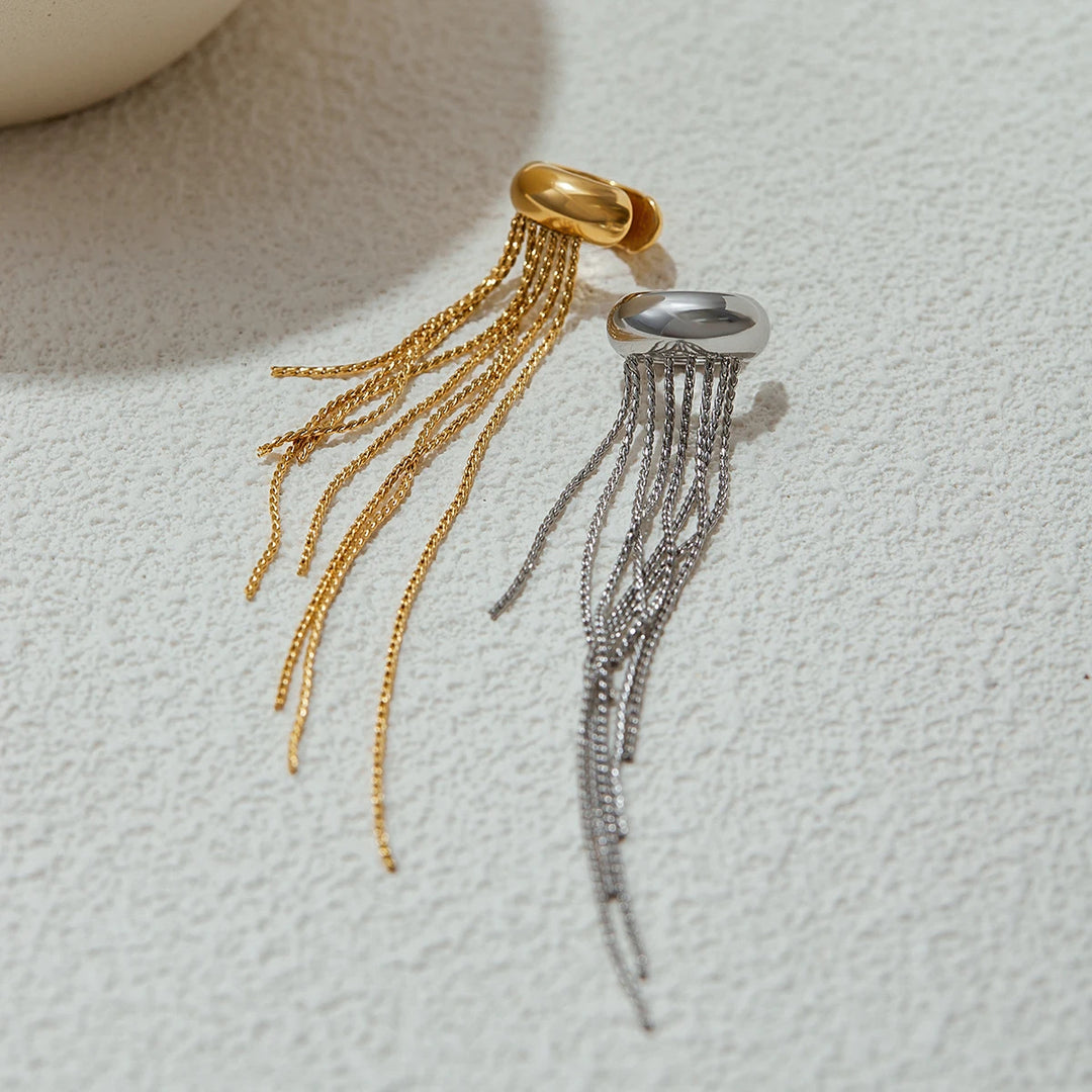 Chainfall Ear Cuff