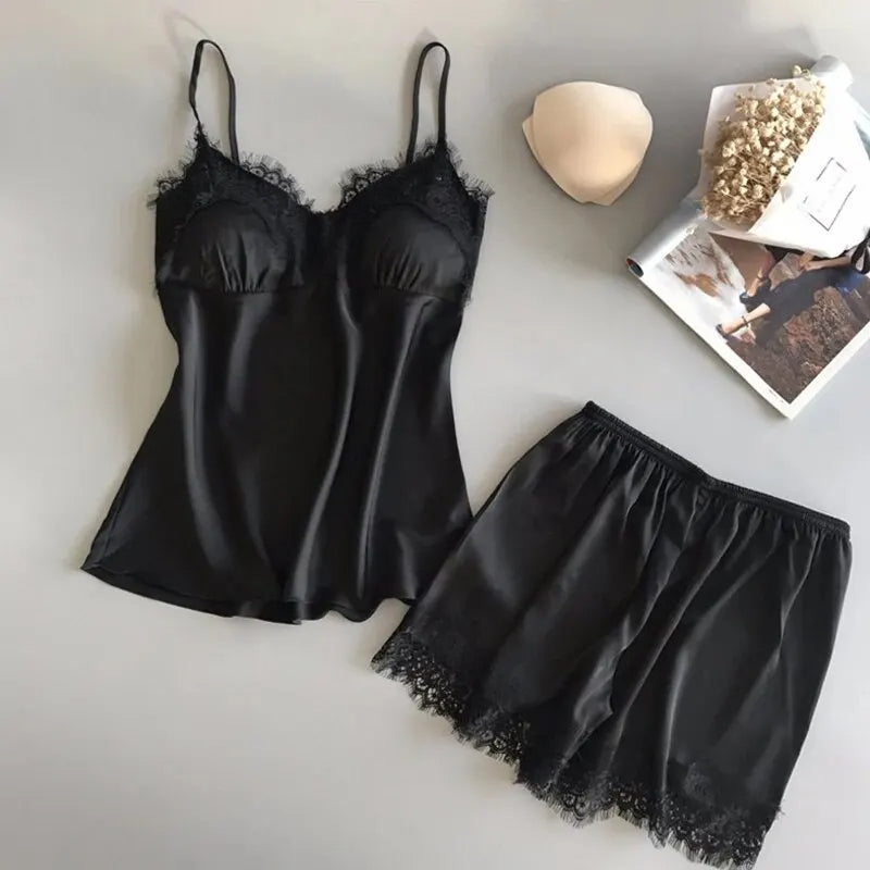 L’Amour Noir Sleepwear Collection