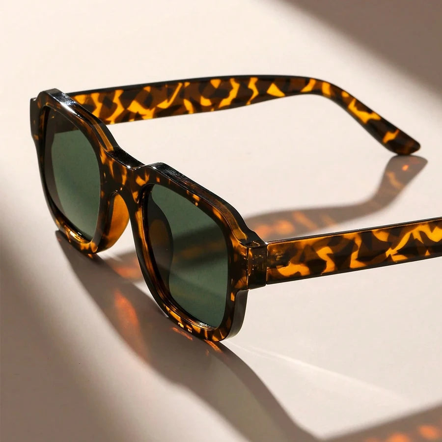 Parallax Square Shades