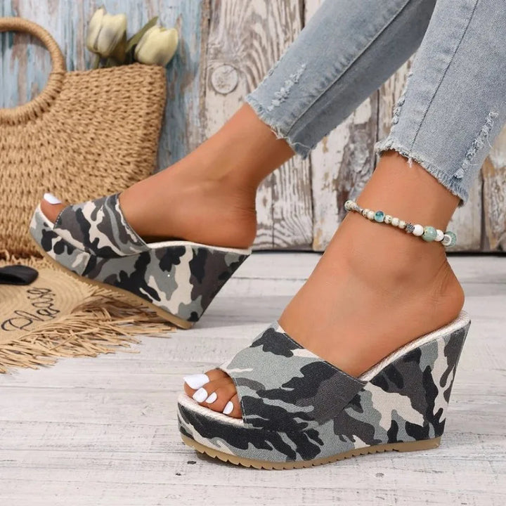Urban Camo Wedge