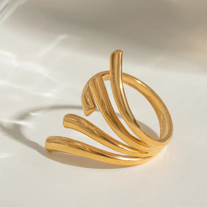Rise Fan Arc Ring