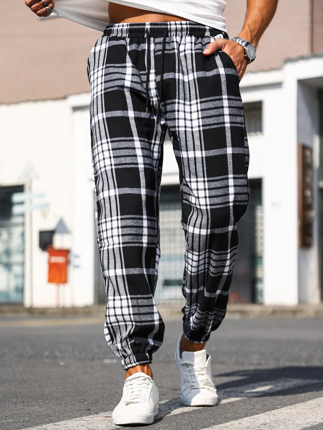 Griffin Plaid Jogger