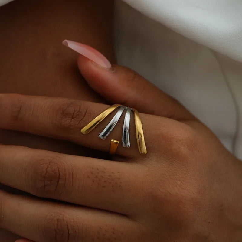 Rise Fan Arc Ring