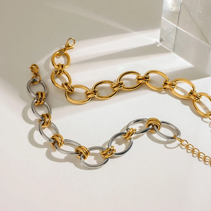 Amari Loop Chain Link Bracelet