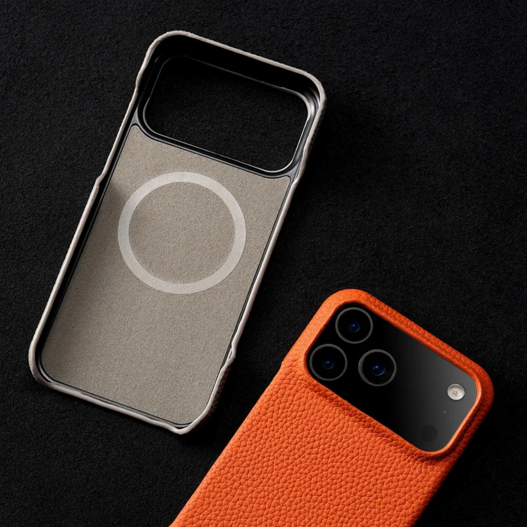 The Execuitve Leather iPhone 17 Case