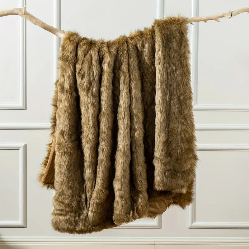 Château Faux Fur Throw Blanket