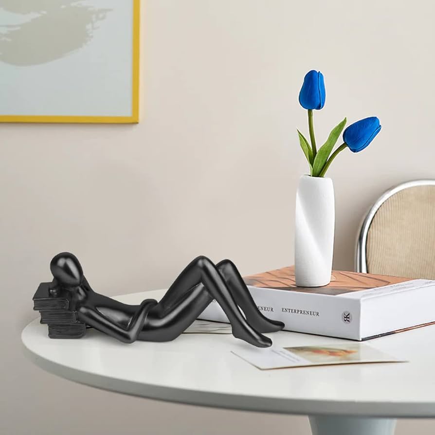 Scholar’s Rest Bookshelf Decor