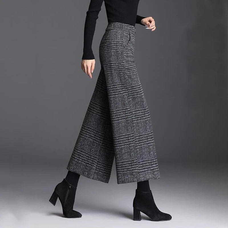 Belgravia Plaid Wide-Leg Trouser