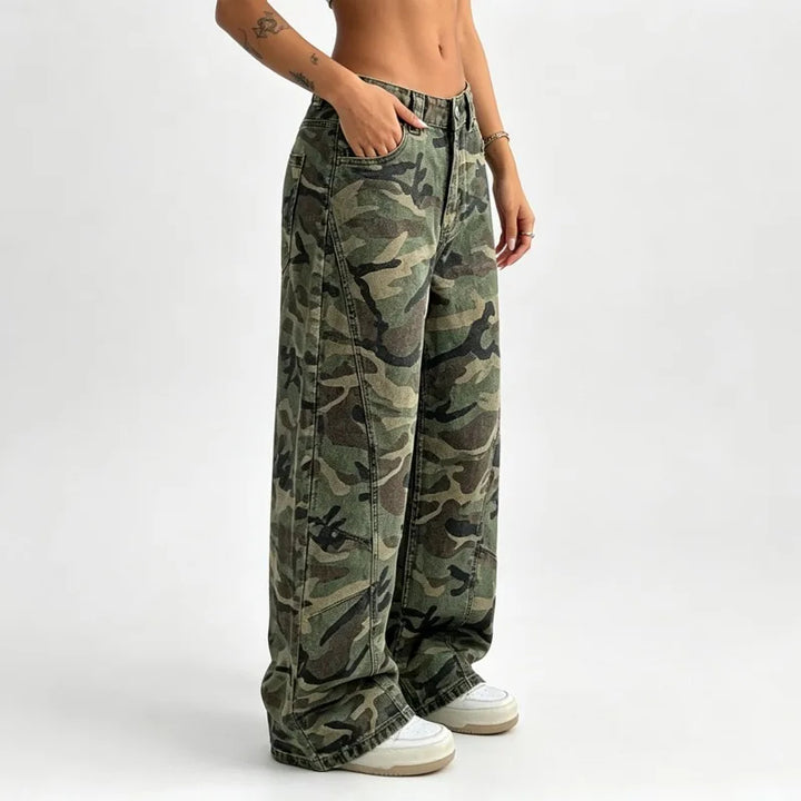 Outland Camo Jean