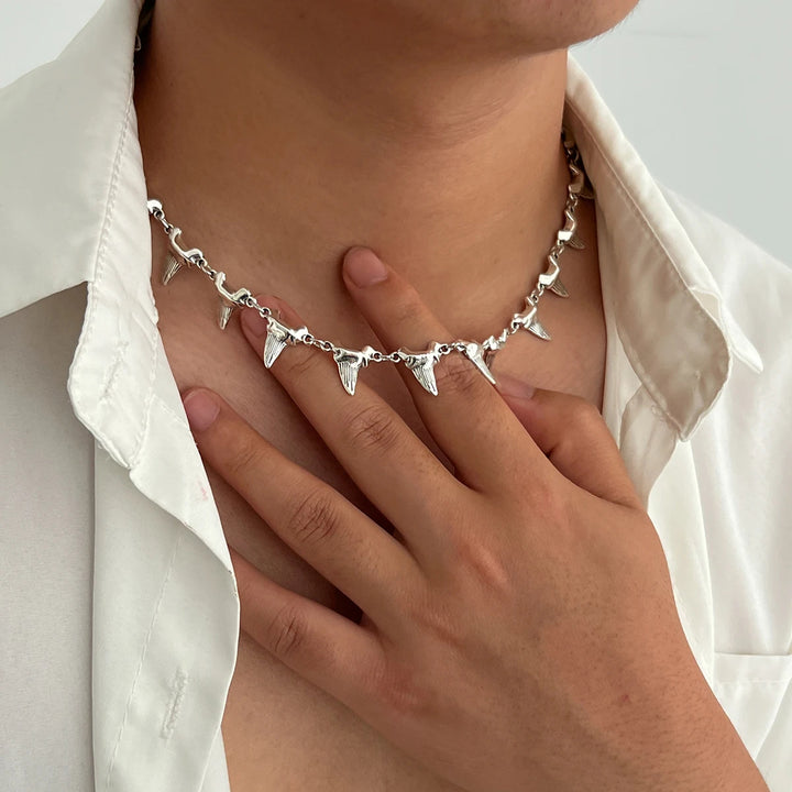 Abyss Fang Necklace