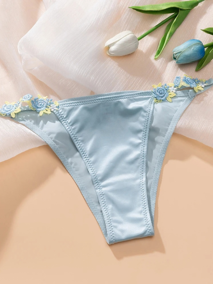 Rosette Panty Set