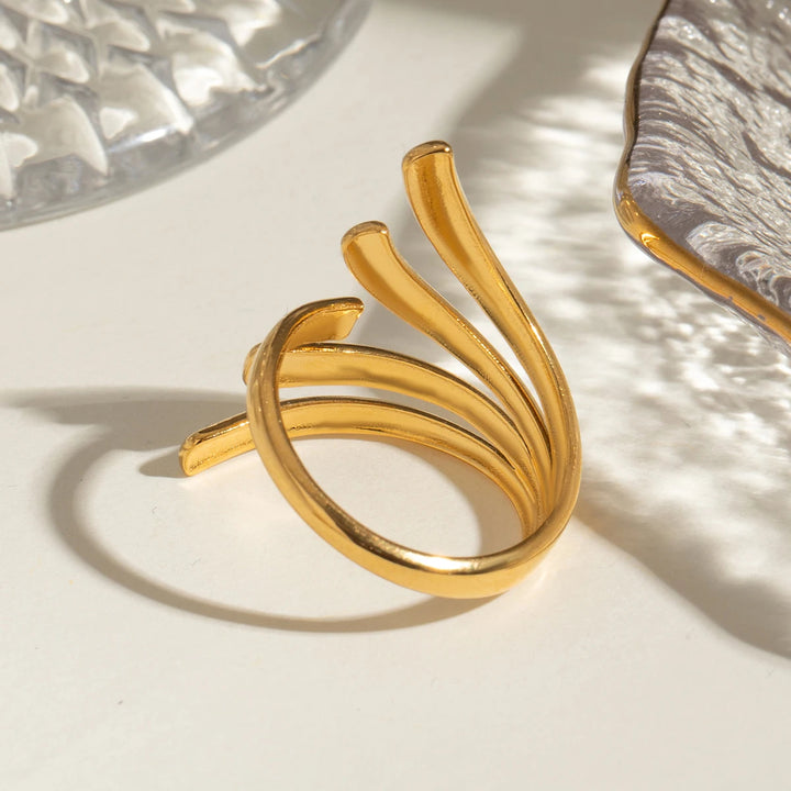 Rise Fan Arc Ring