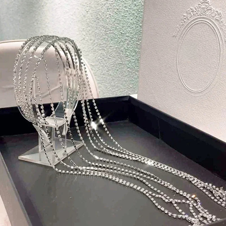 Glimmer Diamond-Drip Head Chain