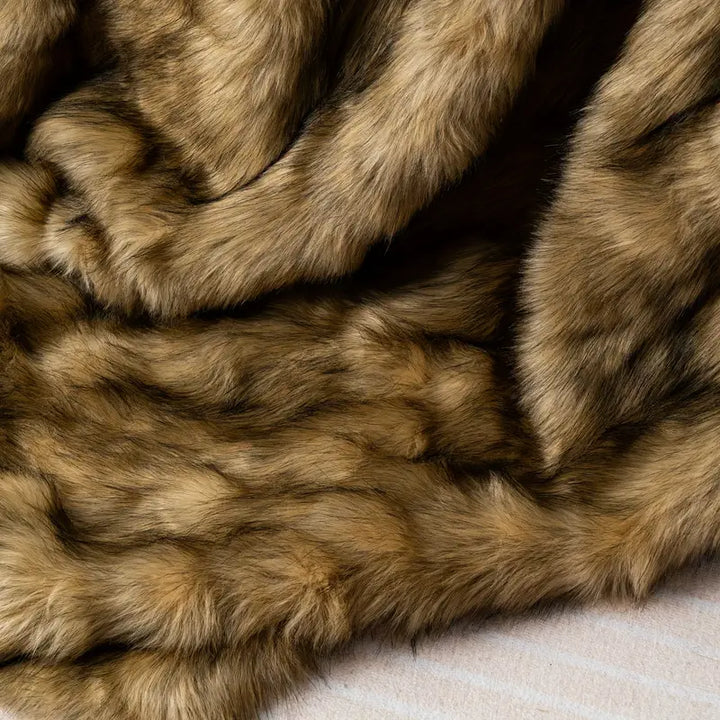 Château Faux Fur Throw Blanket