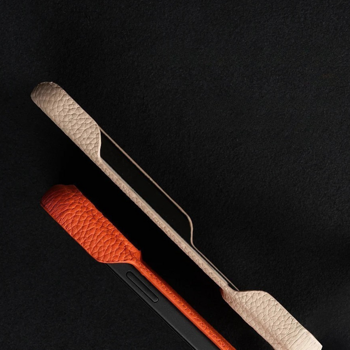 The Execuitve Leather iPhone 17 Case