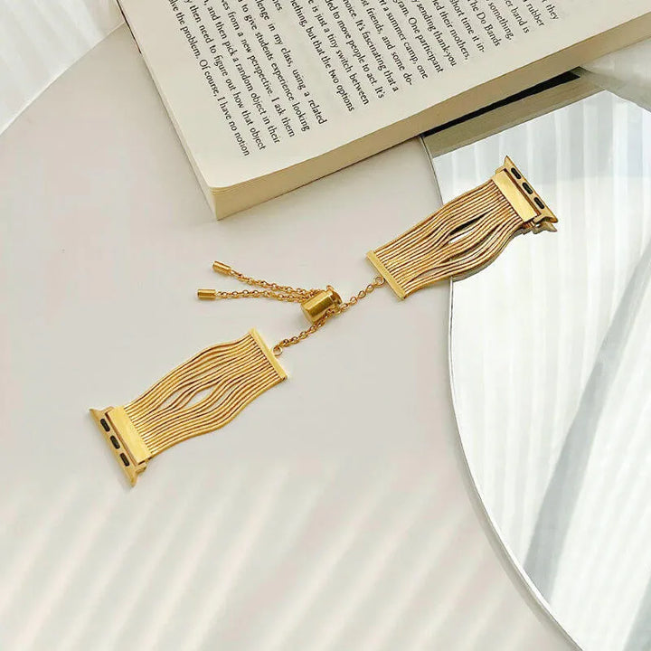 Cascade Apple Watch Bracelet