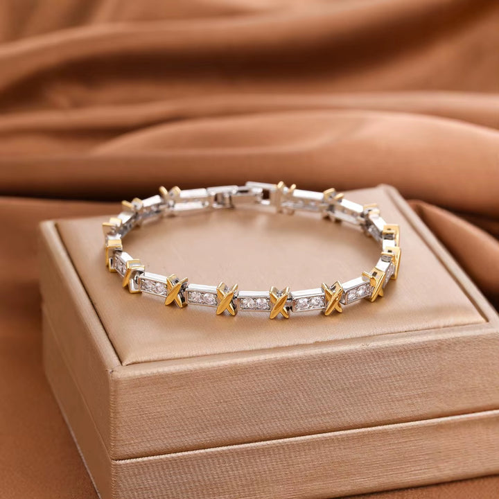 Aurix Zircon Bracelet