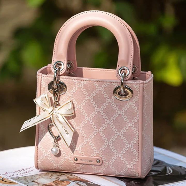 La Petite Perle Handbag