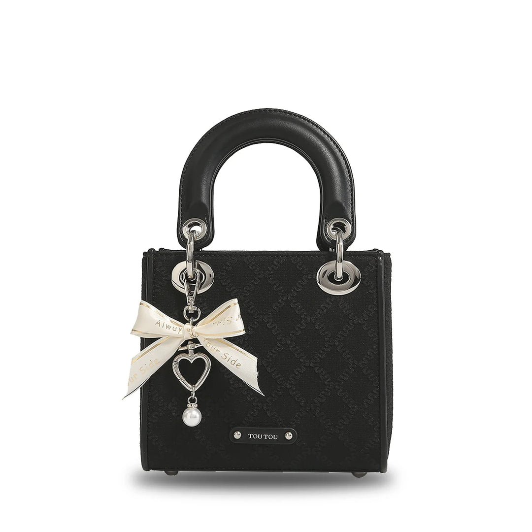 La Petite Perle Handbag