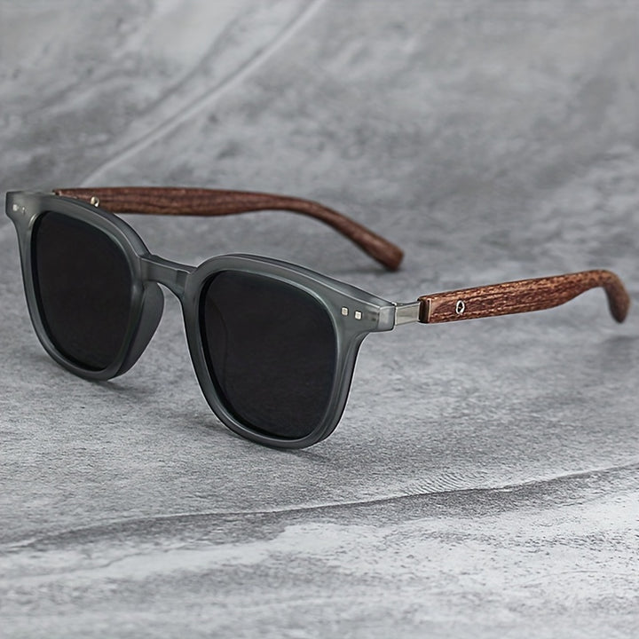 Oaken Horizon Shades