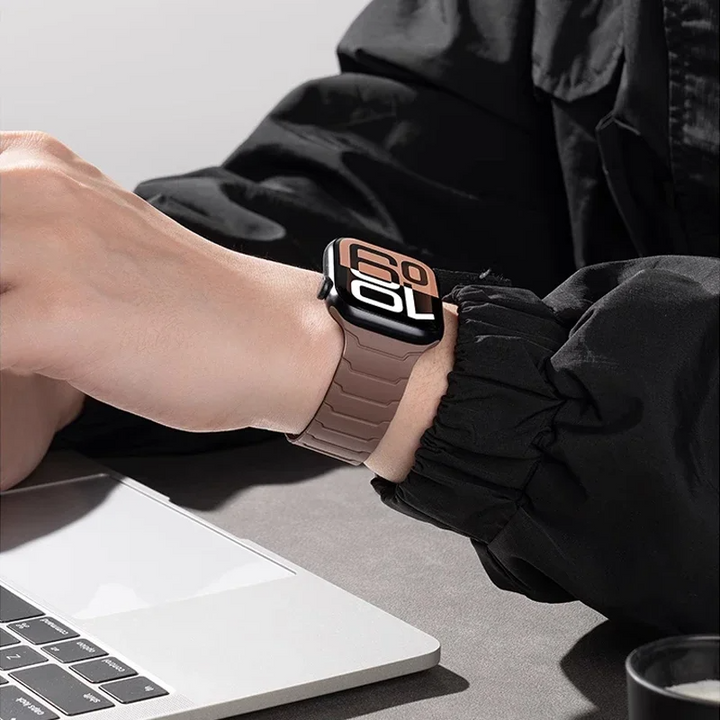 Omnifit Apple Watch Band