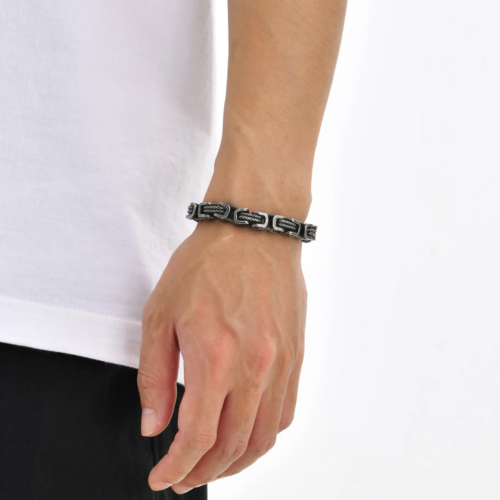 Rogue Forged Chain Cuff
