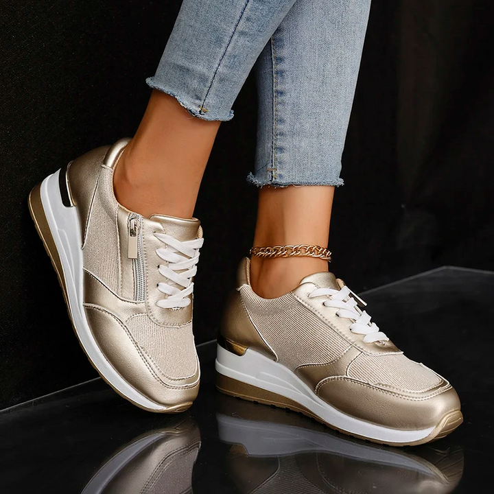 Glimmer Street Trainer