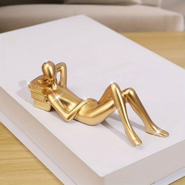 Scholar’s Rest Bookshelf Decor