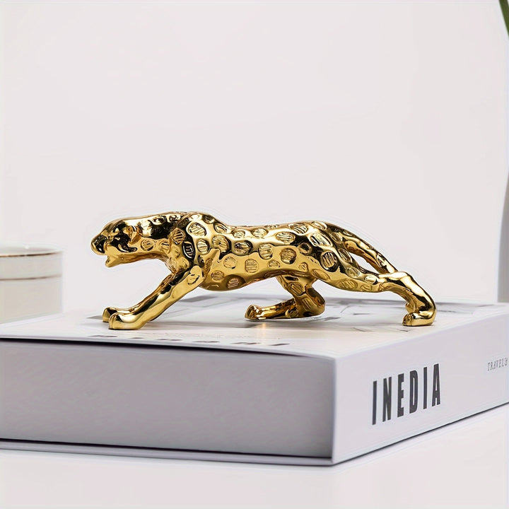 Panthera Grace Sculpture