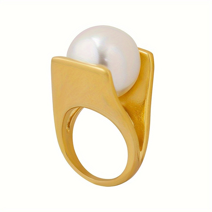 Perla Arc Cradle Ring